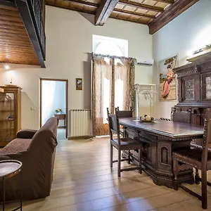 appartamento-via-dei-servi.it-tuscanyhotel.com/